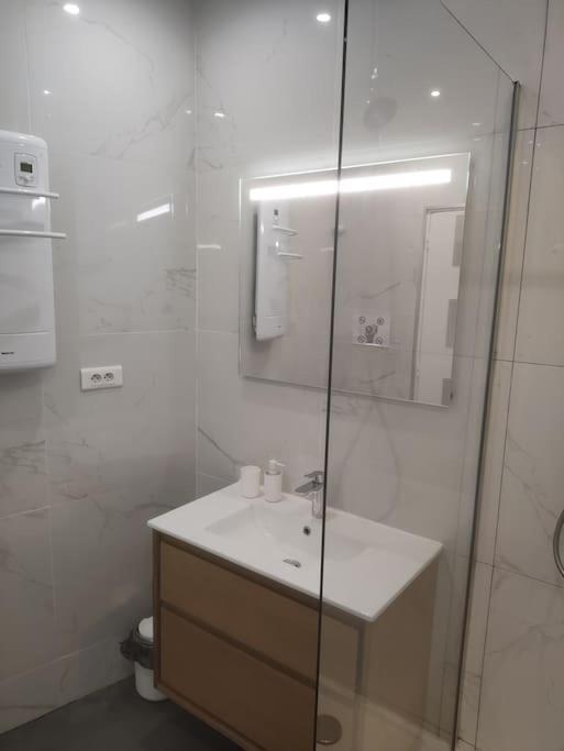Villa Au Calme Avec Exterieur Et Parking Gratuit Aux Portes D'Aix Et Marseille Emplacement Ideal Esterno foto