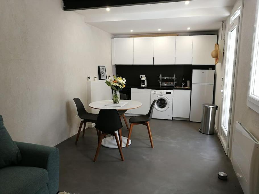 Villa Au Calme Avec Exterieur Et Parking Gratuit Aux Portes D'Aix Et Marseille Emplacement Ideal Esterno foto